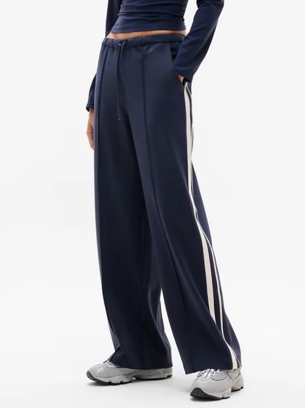 Athleta MVP Mid Rise Side Stripe Pant